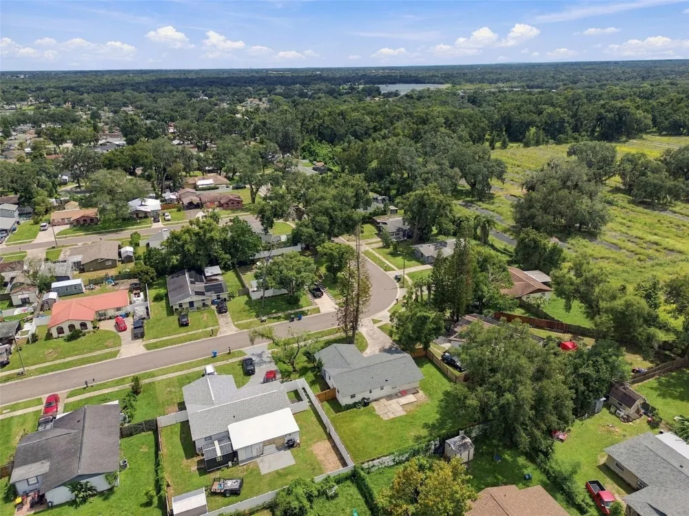 802 WALNUT DRIVE Seffner, FL 33584