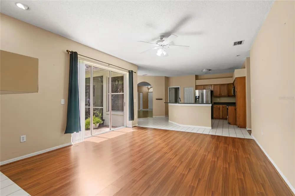 17715 HAMPSHIRE OAK DRIVE Tampa, FL 33647
