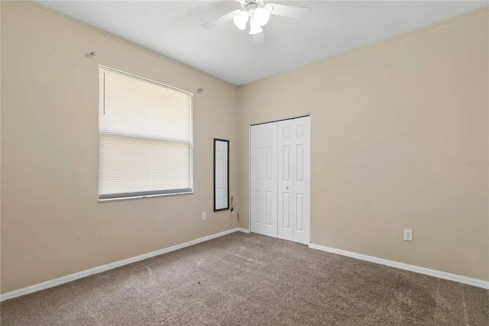 17715 HAMPSHIRE OAK DRIVE Tampa, FL 33647