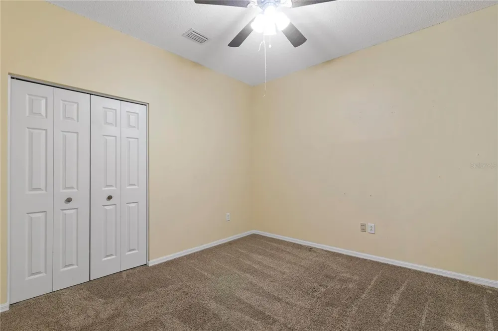 17715 HAMPSHIRE OAK DRIVE Tampa, FL 33647