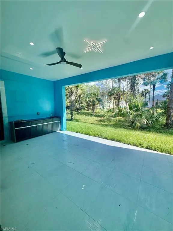 3144 10th Avenue NE Naples, FL 34120