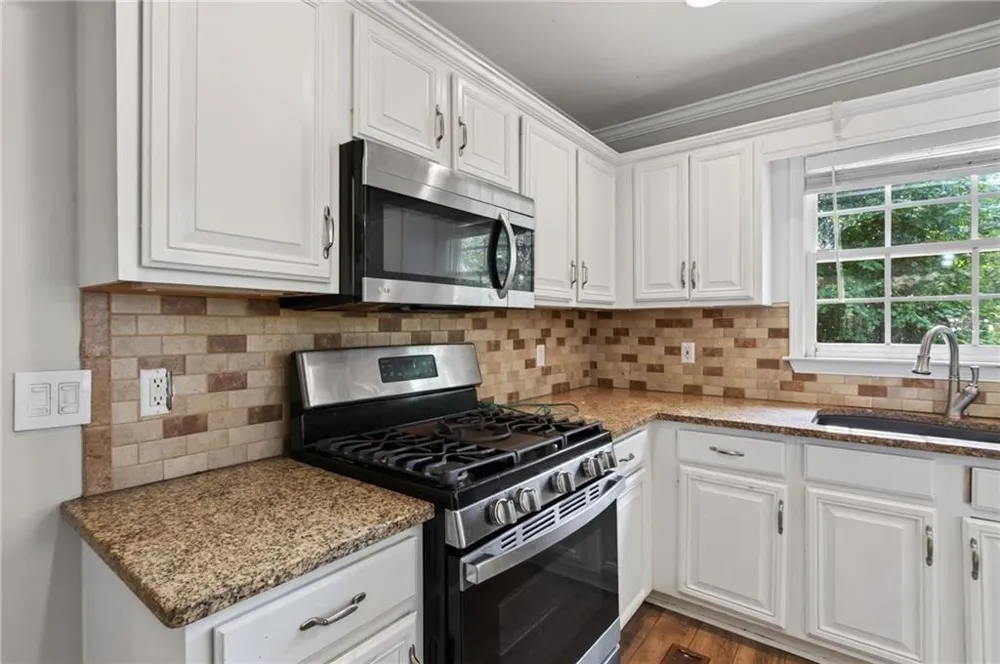 170 Lakeview Lane Hiram, GA 30141
