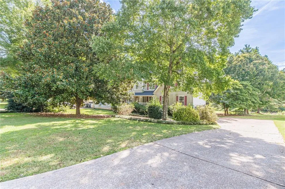 170 Lakeview Lane Hiram, GA 30141