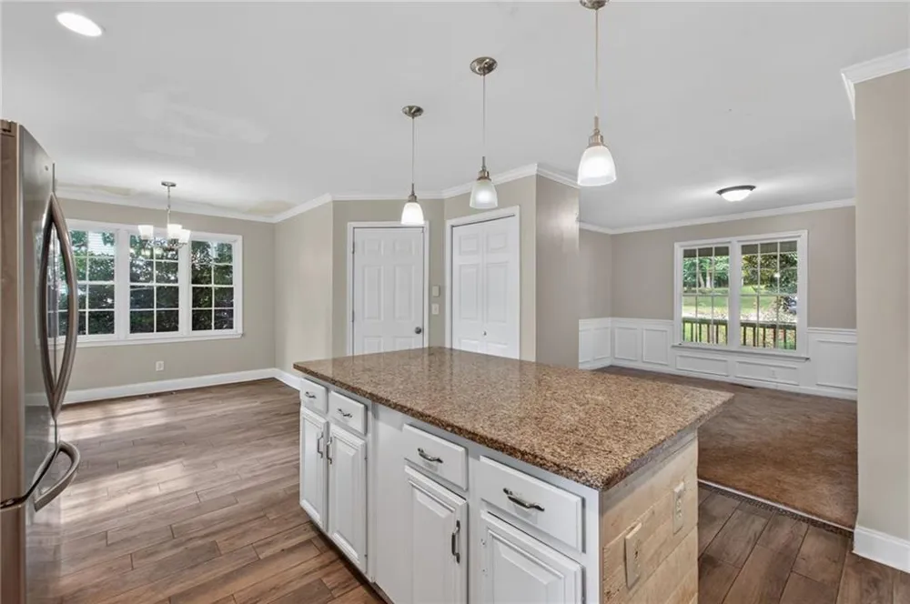 170 Lakeview Lane Hiram, GA 30141