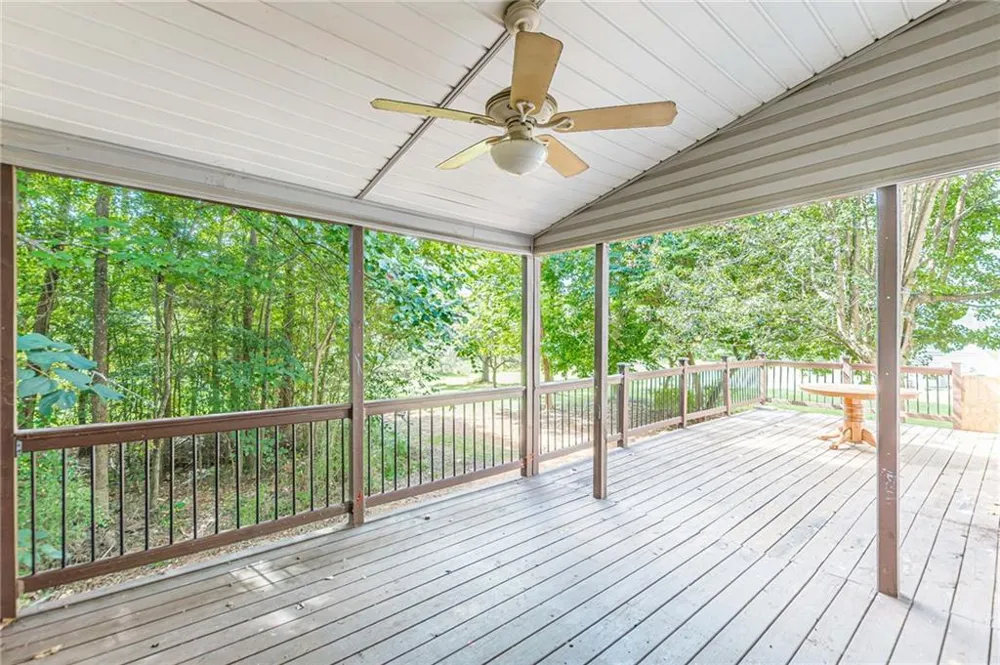 170 Lakeview Lane Hiram, GA 30141