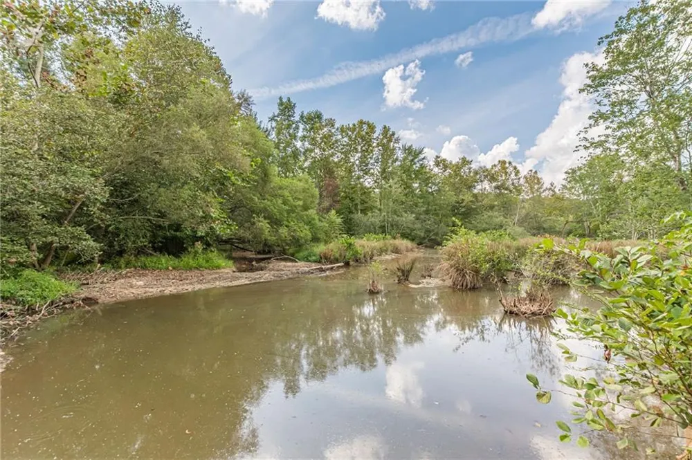 170 Lakeview Lane Hiram, GA 30141