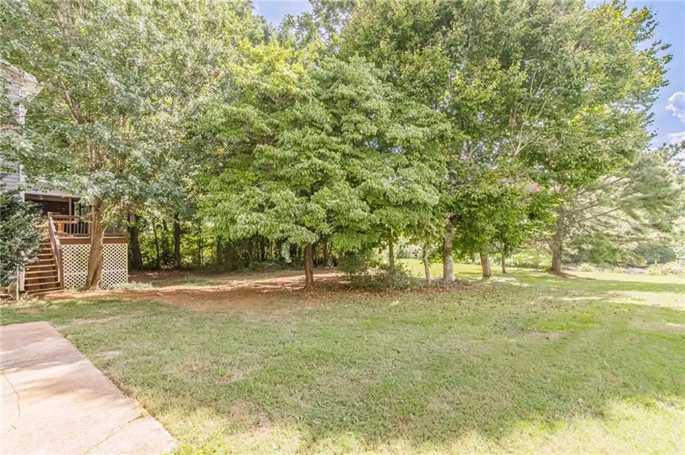 170 Lakeview Lane Hiram, GA 30141
