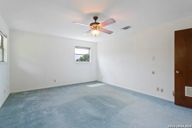 1702 SUSAN DR Kerrville, TX 78028