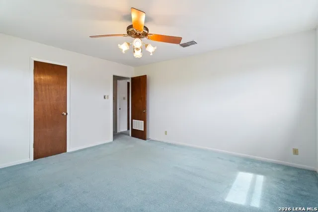 1702 SUSAN DR Kerrville, TX 78028