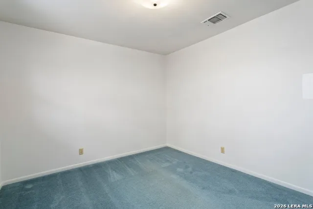1702 SUSAN DR Kerrville, TX 78028