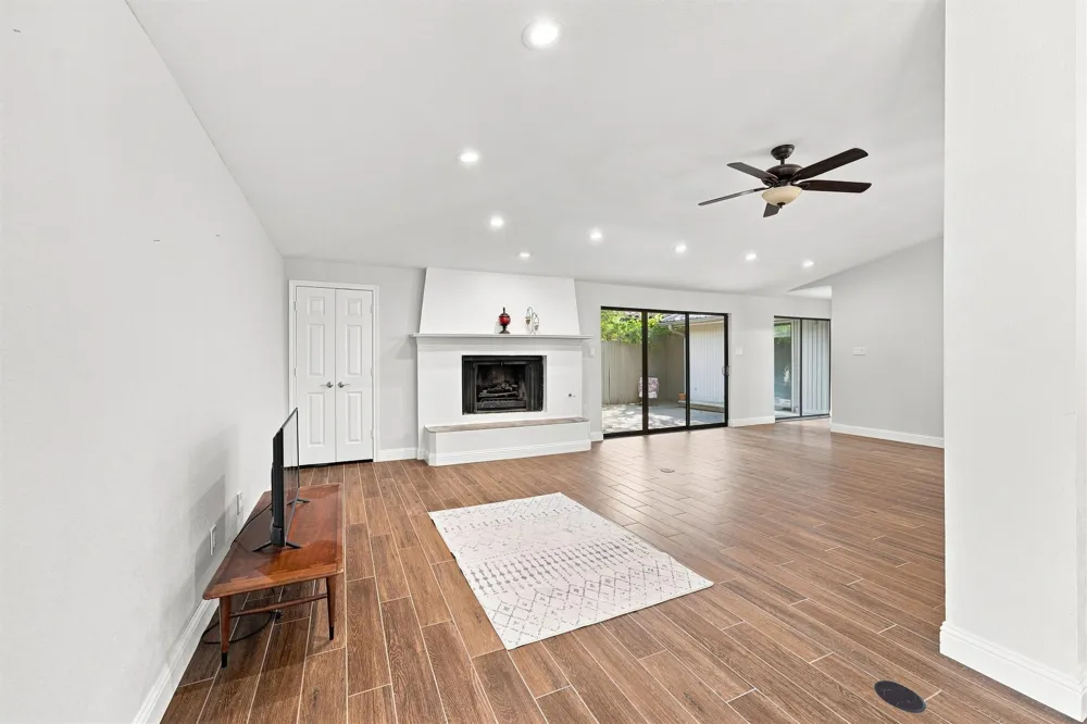 611 Westview Avenue Fort Worth, TX 76107
