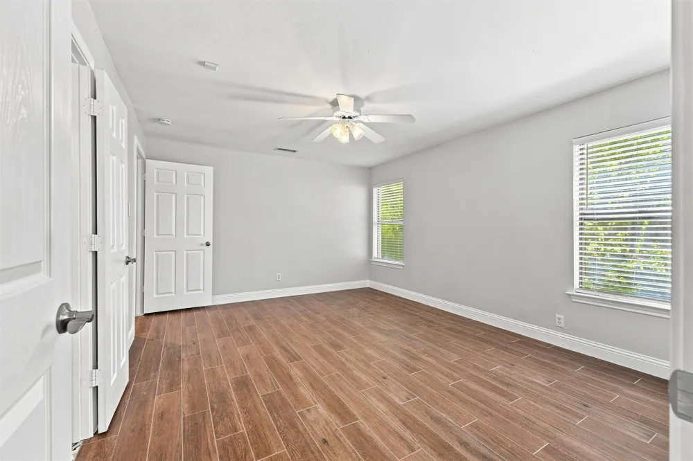 611 Westview Avenue Fort Worth, TX 76107