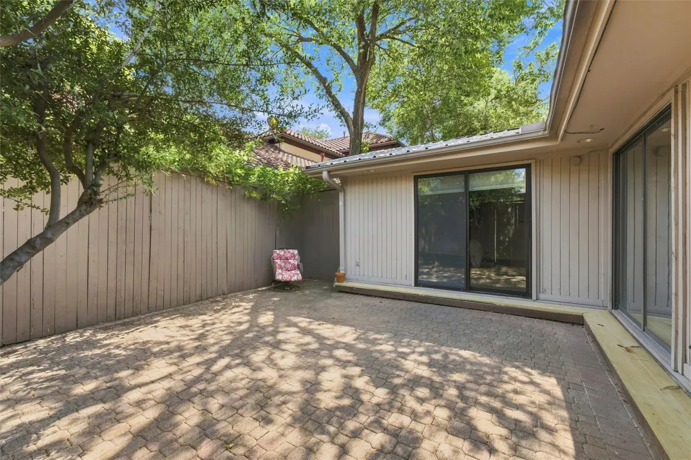 611 Westview Avenue Fort Worth, TX 76107