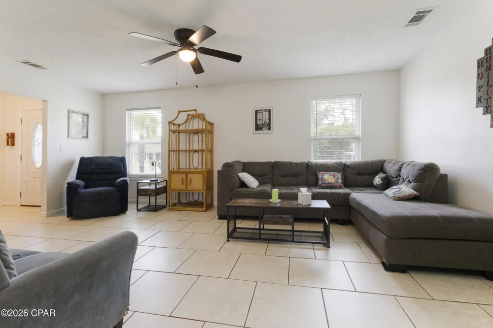 6413 Pine Drive Panama City, FL 32408