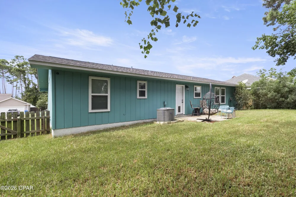 6413 Pine Drive Panama City, FL 32408