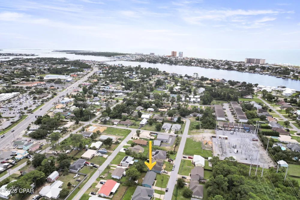 6413 Pine Drive Panama City, FL 32408