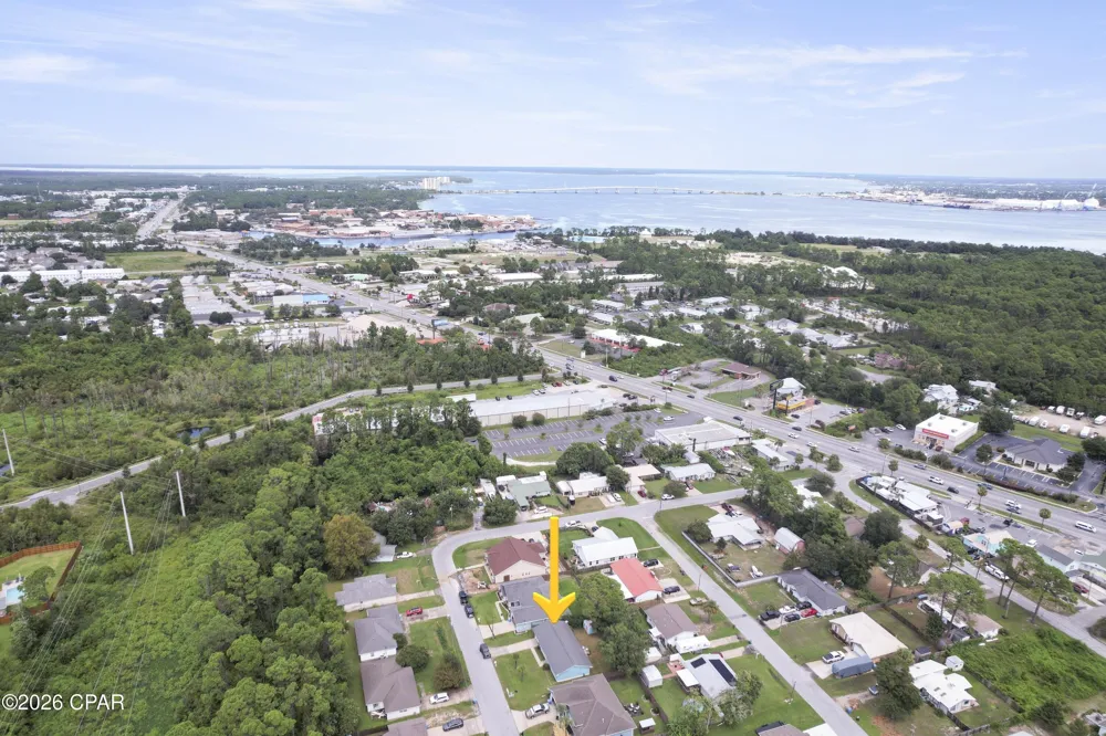 6413 Pine Drive Panama City, FL 32408