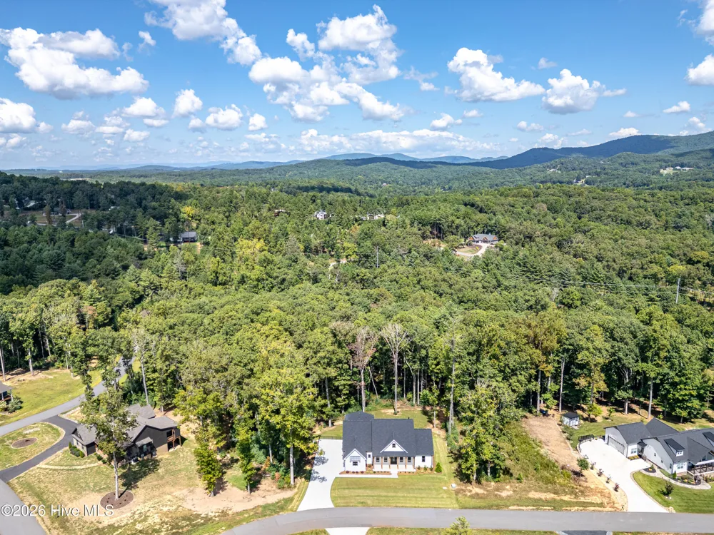 31 Clearview Lane Blairsville, GA 30512