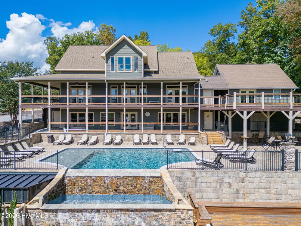 31 Clearview Lane Blairsville, GA 30512