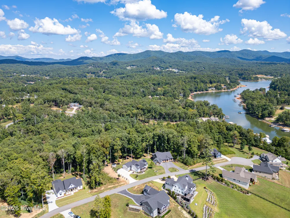 31 Clearview Lane Blairsville, GA 30512
