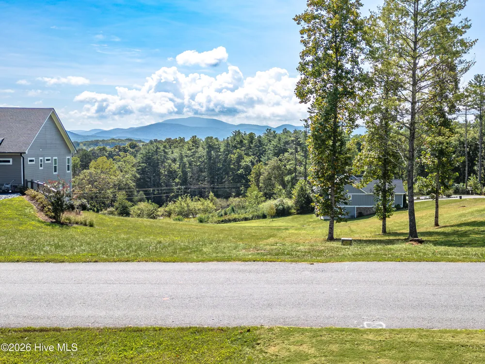 31 Clearview Lane Blairsville, GA 30512