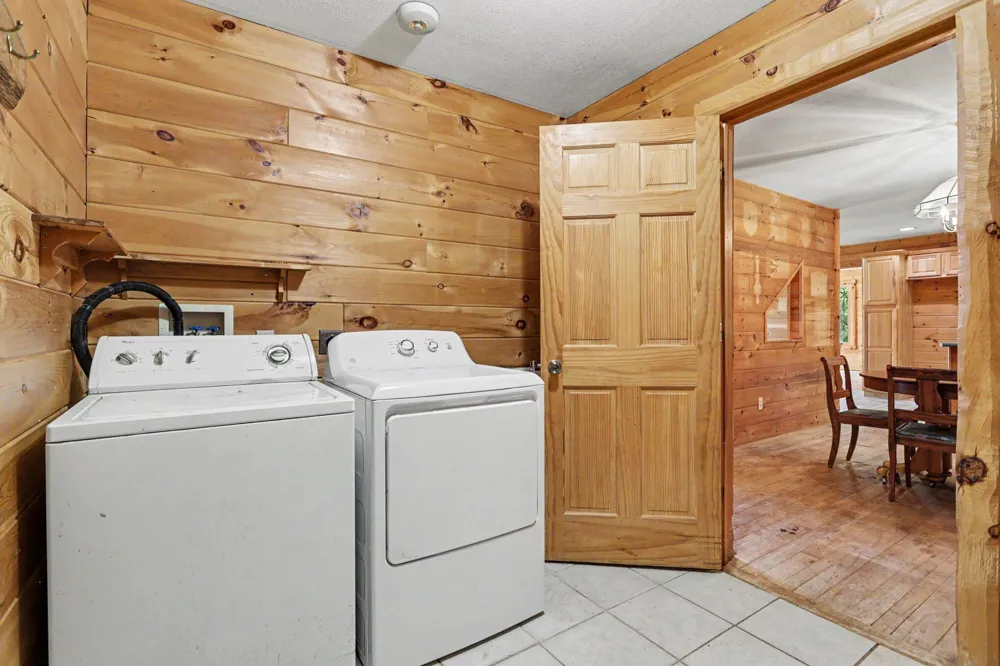 3451 Pifer Road Delton, MI 49046