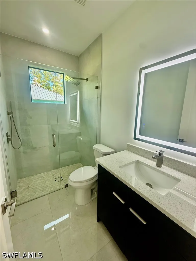 10th Avenue NE Naples, FL 34120
