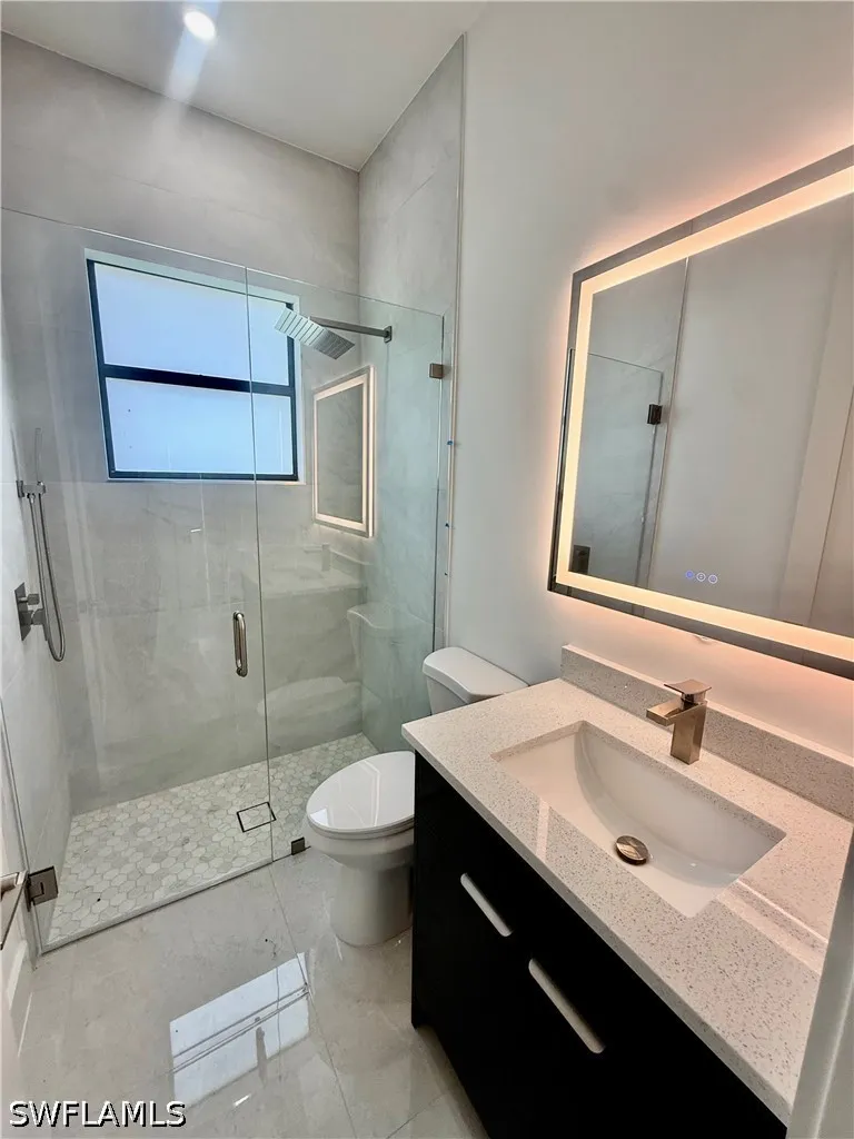 10th Avenue NE Naples, FL 34120