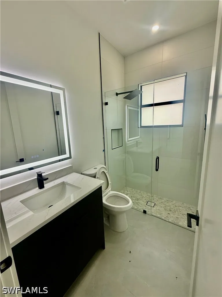 10th Avenue NE Naples, FL 34120