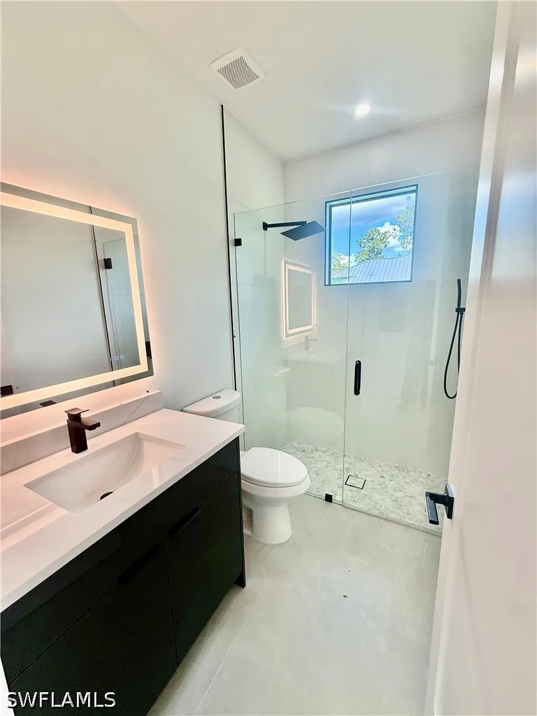 10th Avenue NE Naples, FL 34120