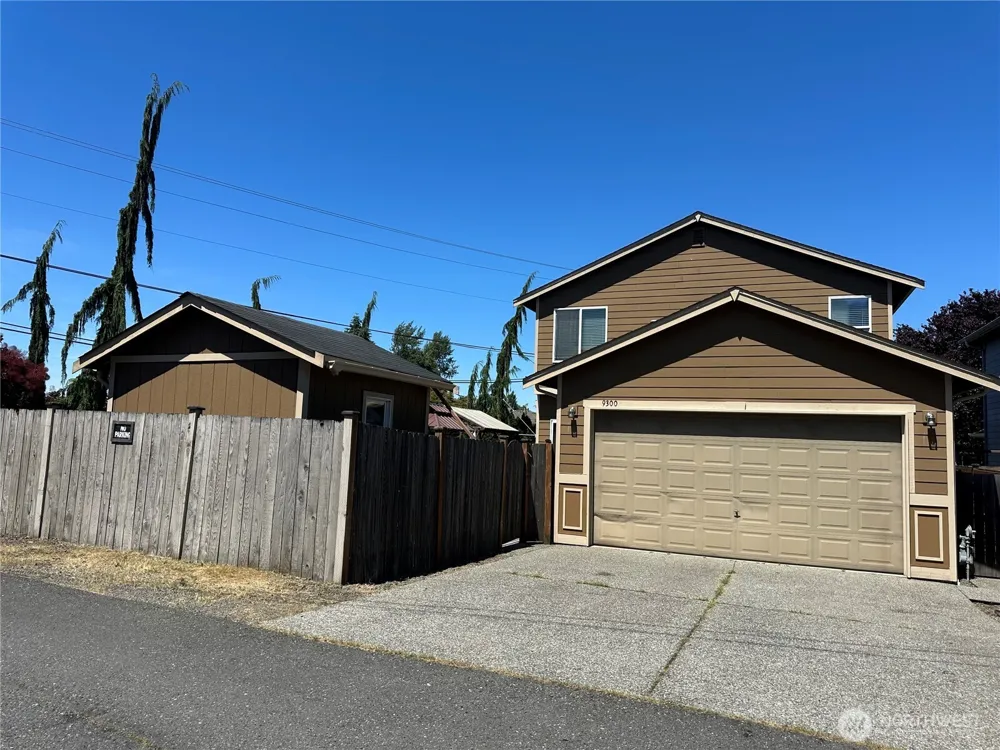 9300 11th Street NE Lake Stevens, WA 98258