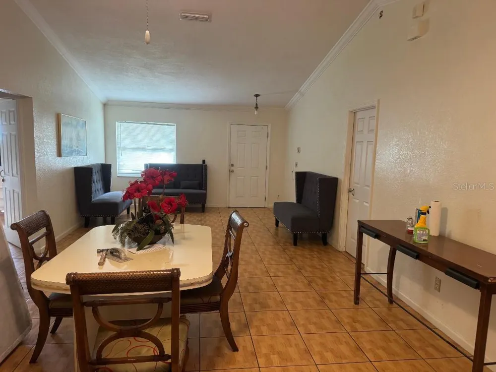 6439 UNDINE WAY Orlando, FL 32818