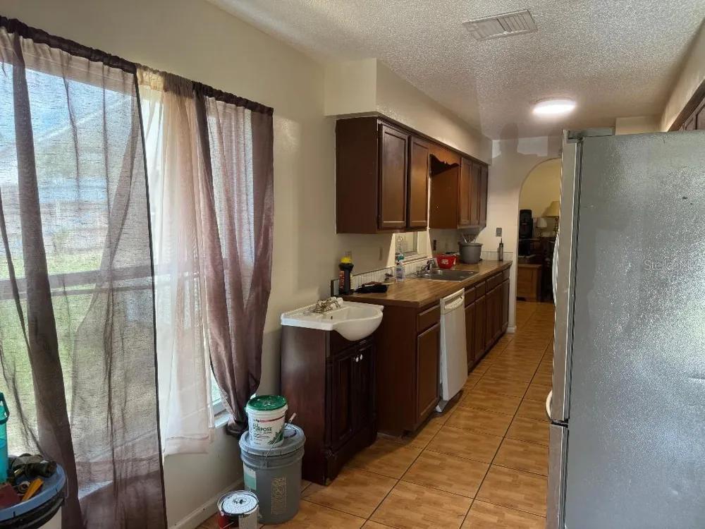 6439 UNDINE WAY Orlando, FL 32818