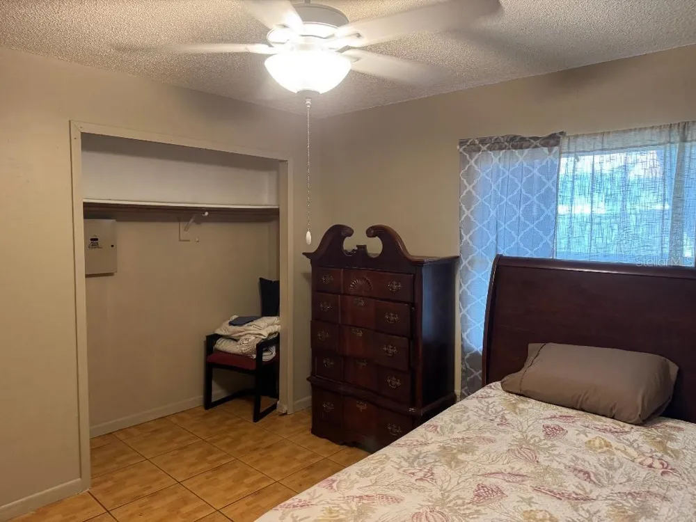 6439 UNDINE WAY Orlando, FL 32818