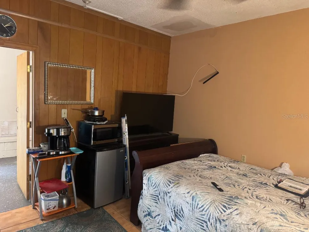 6439 UNDINE WAY Orlando, FL 32818