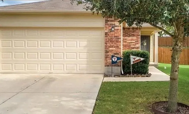 206 Feathergrass Drive Buda, TX 78610