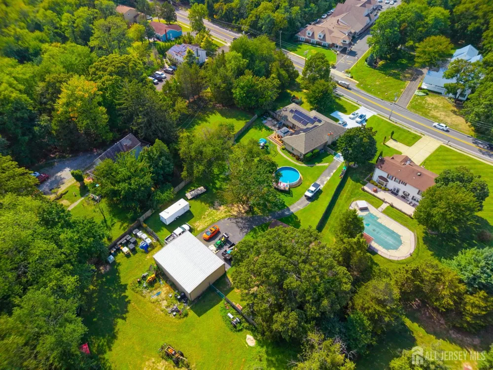 987 Bennetts Mills Road Jackson, NJ 08527