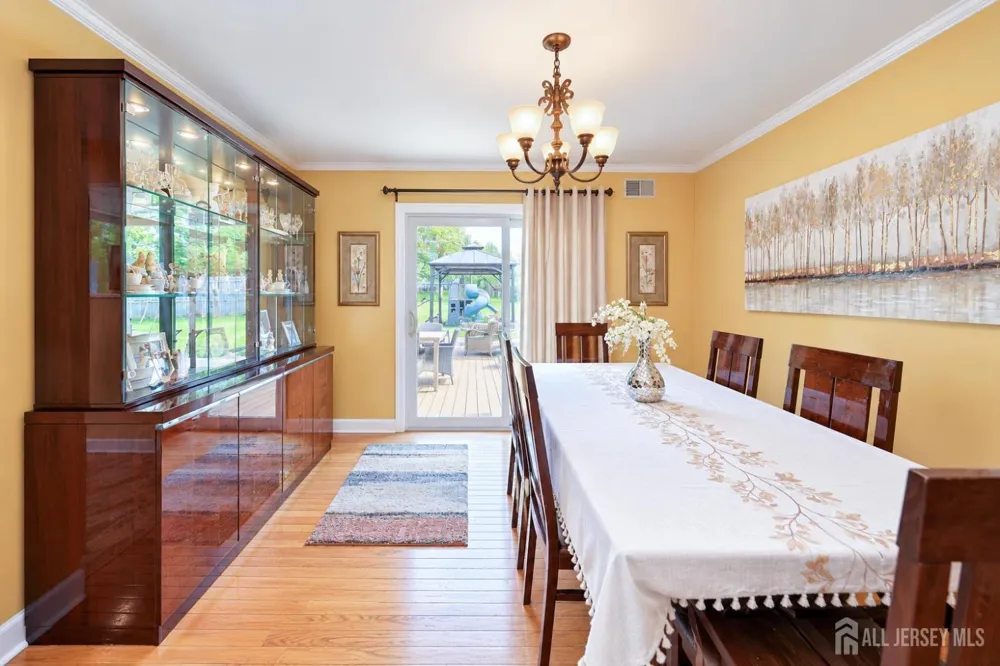 987 Bennetts Mills Road Jackson, NJ 08527