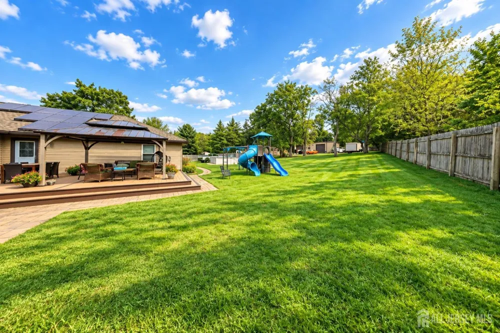 987 Bennetts Mills Road Jackson, NJ 08527