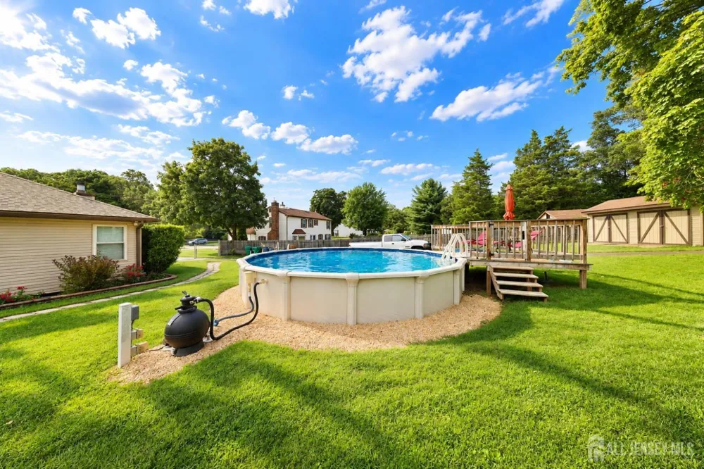 987 Bennetts Mills Road Jackson, NJ 08527
