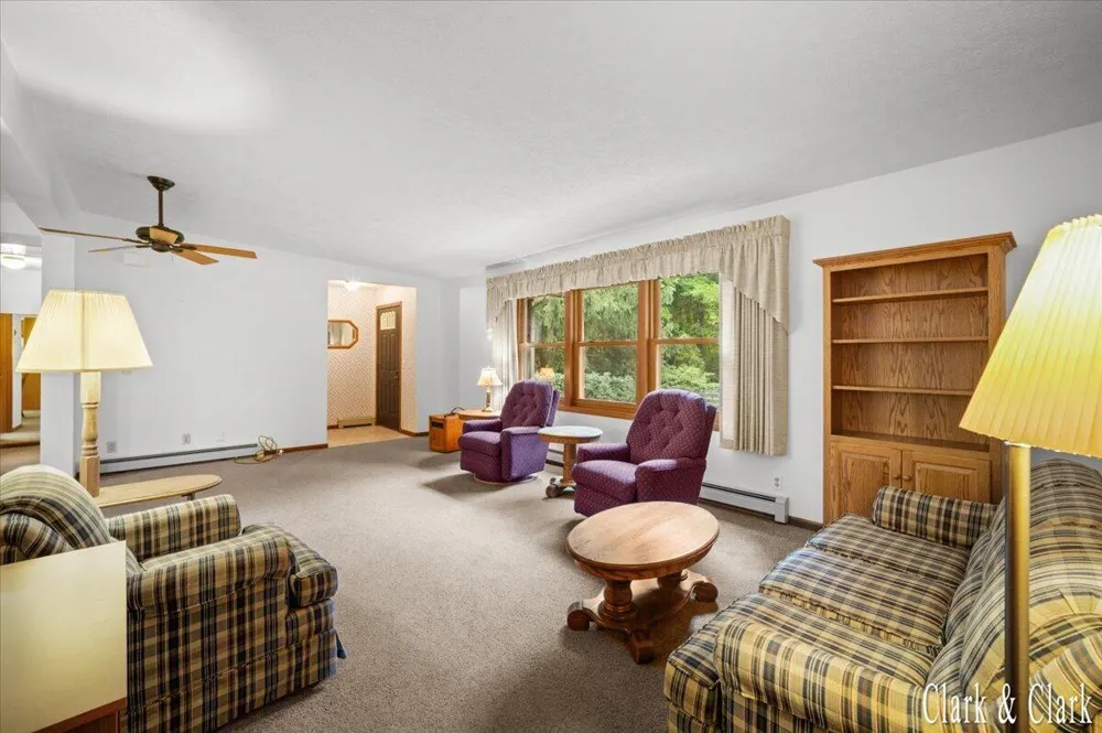 11080 Vergennes Street SE Lowell Charter Township, MI 49331