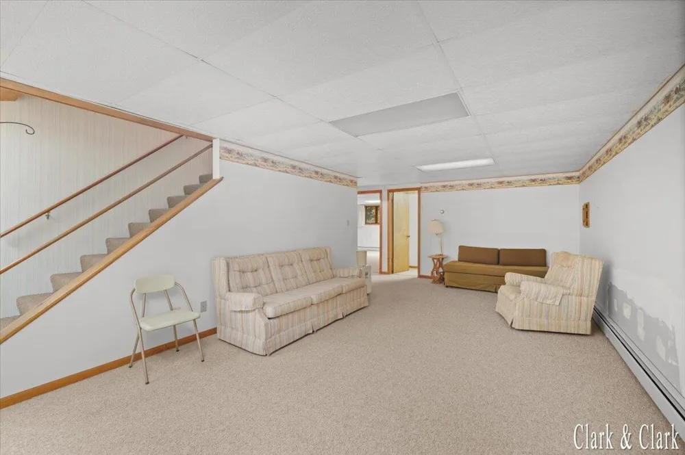 11080 Vergennes Street SE Lowell Charter Township, MI 49331