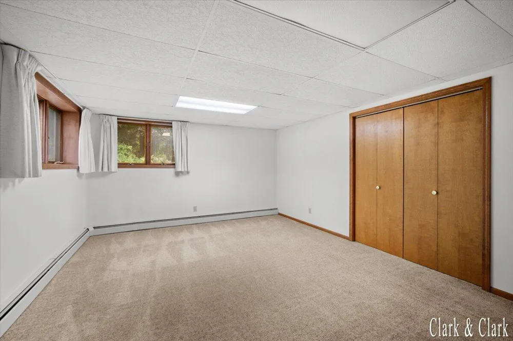 11080 Vergennes Street SE Lowell Charter Township, MI 49331