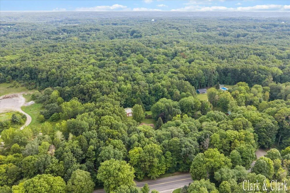 11080 Vergennes Street SE Lowell Charter Township, MI 49331