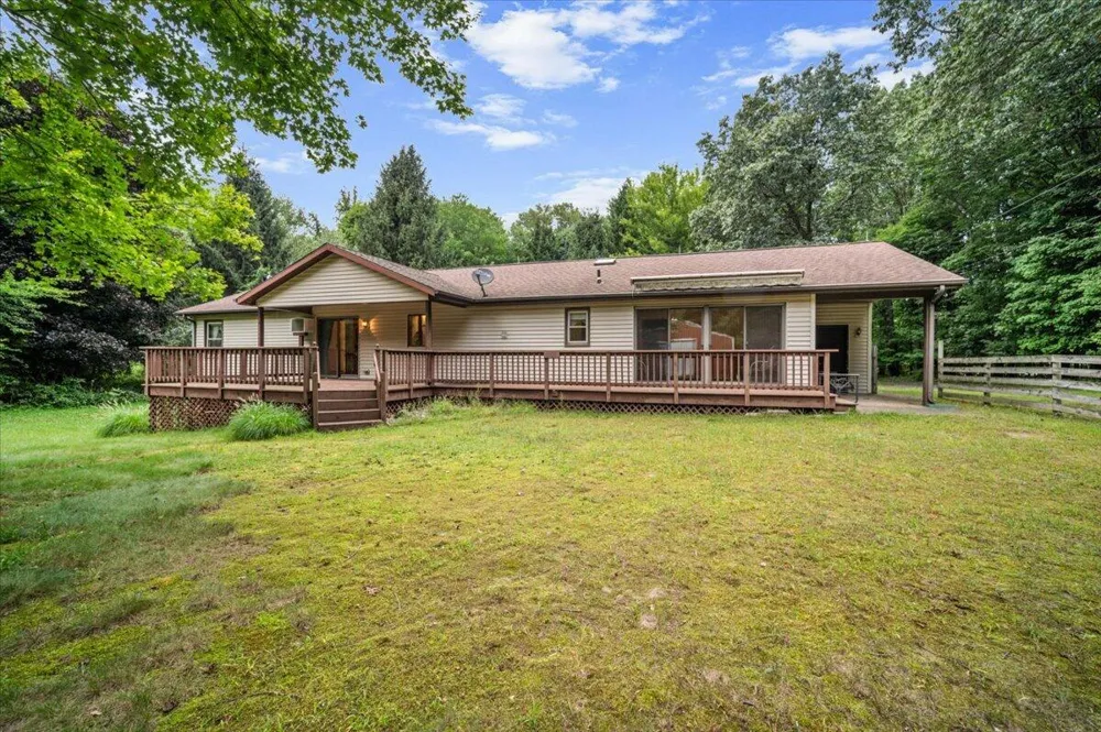 11080 Vergennes Street SE Lowell Charter Township, MI 49331