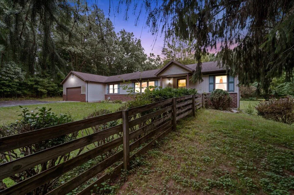 11080 Vergennes Street SE Lowell Charter Township, MI 49331