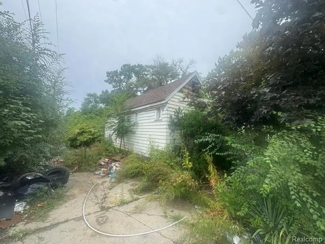14846 Maddelein Street Detroit City, MI 48205