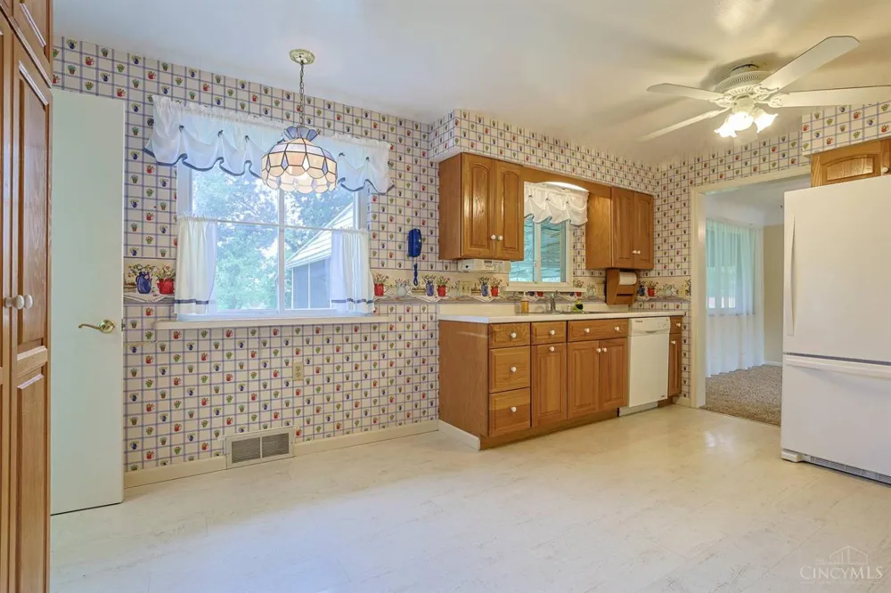 9154 Silva Drive Colerain, OH 45251