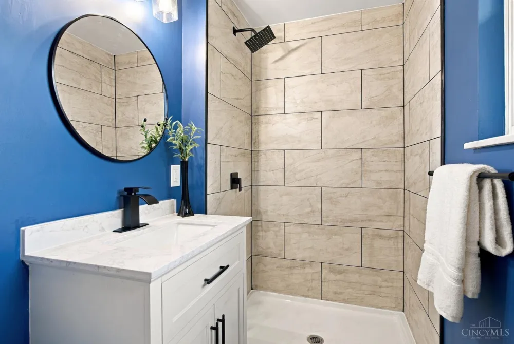 5741 Nickview Drive Green, OH 45247