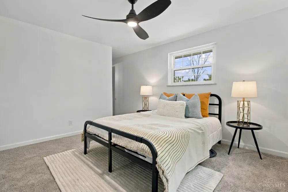 5741 Nickview Drive Green, OH 45247